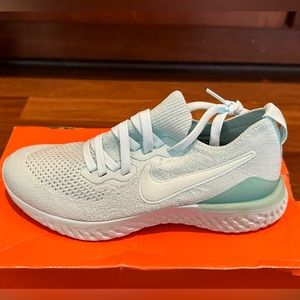 NWT - WMNS Nike Epic React Flyknit 2 Running Shoe